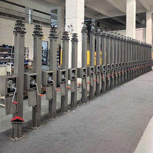 Latest company news about ม้าลายมือ 6 เมตรและ 9 เมตรที่กําหนดเองสําหรับลูกค้า